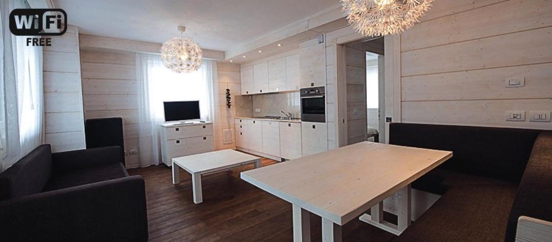Zoncolan Laugiane Apartment Sùtrio Екстериор снимка