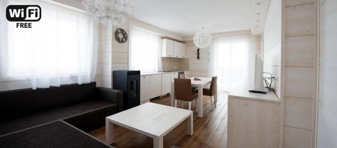 Zoncolan Laugiane Apartment Sùtrio Екстериор снимка